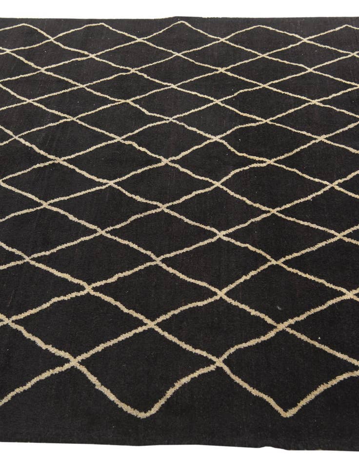 Detail image of  5' 8 x 7' 9  Hand Knotted Darya Wool Rug