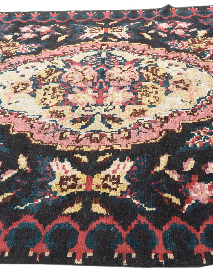 Detail image of  8' x 10' 2  Hand Knotted Darya Wool Rug