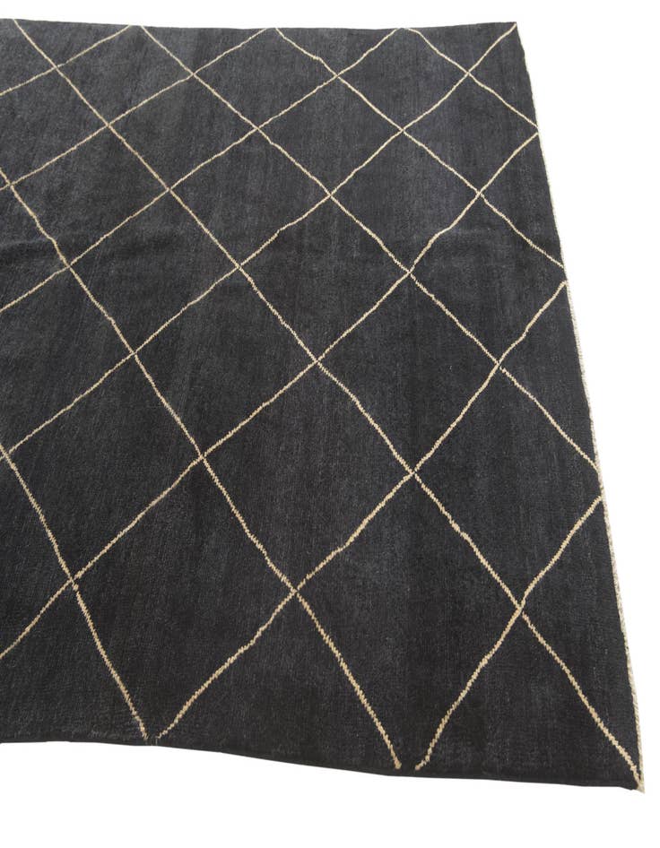 Detail image of  5' 8 x 8' 2  Hand Knotted Darya Wool Rug