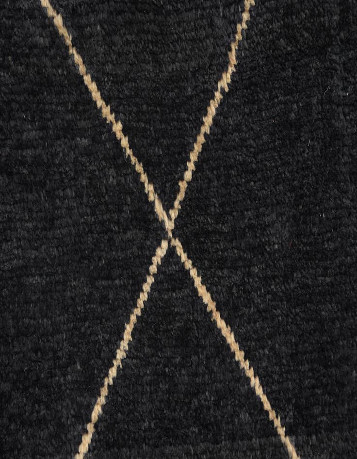 Detail image of  5' 8 x 8' 2  Hand Knotted Darya Wool Rug