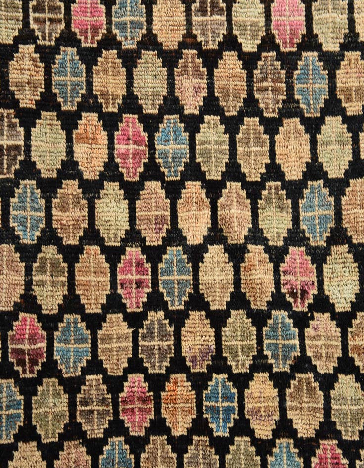 Detail image of  6' 1 x 9' 4  Hand Knotted Darya Wool Rug