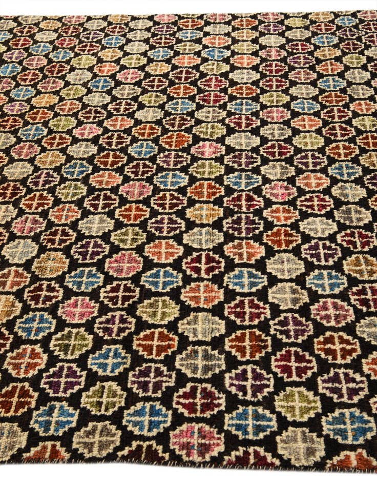 Detail image of  6' 2 x 9' 3  Hand Knotted Darya Wool Rug