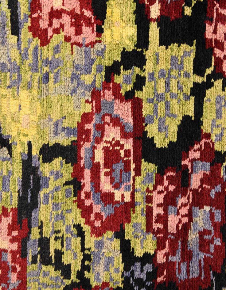 Detail image of  7' 10 x 10' 4  Hand Knotted Darya Rug