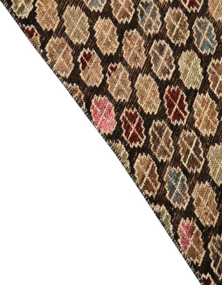 Detail image of  5' x 8' 5  Hand Knotted Darya Wool Rug