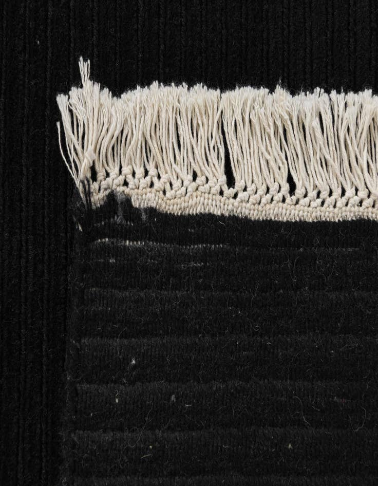 Detail image of  7' 11 x 9' 9  Hand Knotted Darya Wool Rug