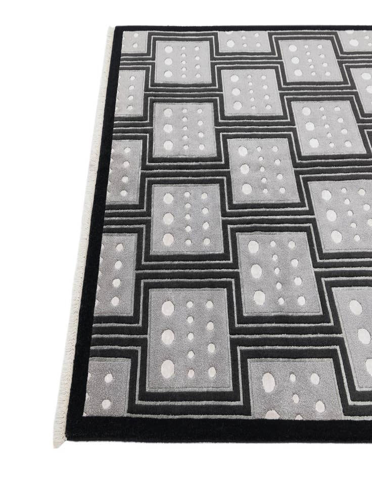 Detail image of  5' 7 x 7' 10  Hand Knotted Darya Wool Rug