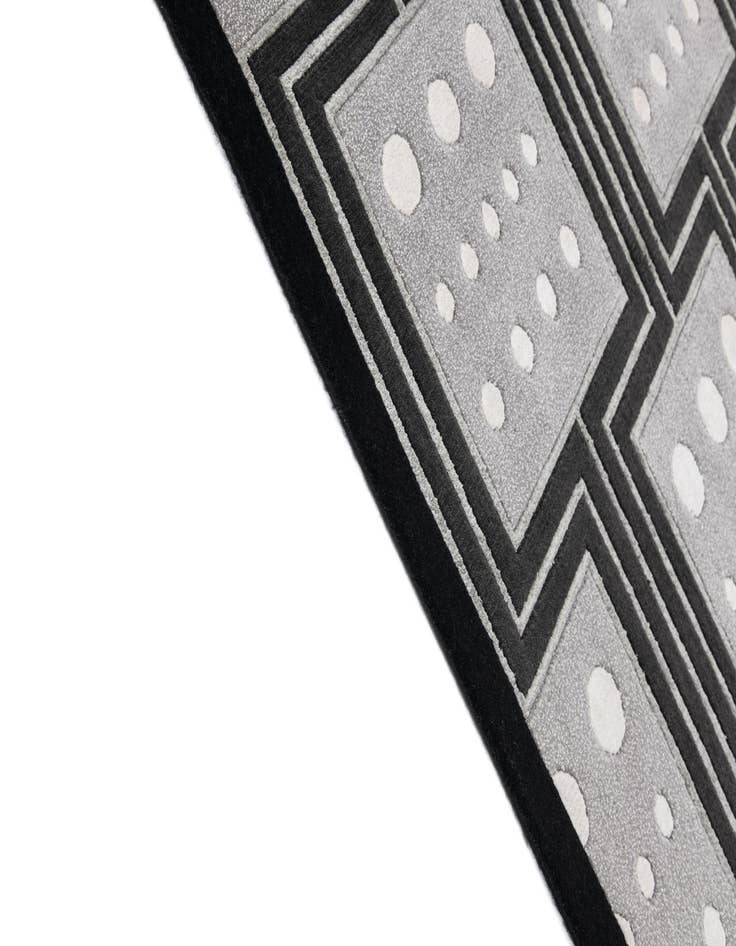 Detail image of  5' 7 x 7' 10  Hand Knotted Darya Wool Rug