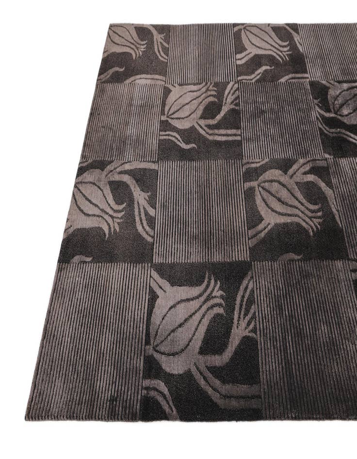 Detail image of  5' 7 x 7' 11  Hand Knotted Darya Wool Rug