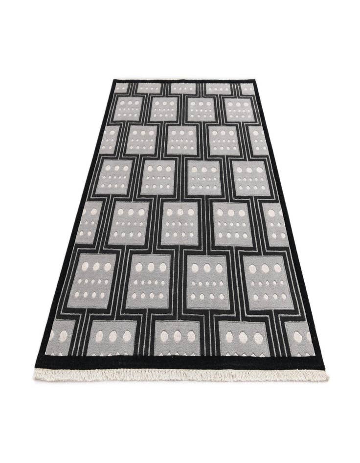 Detail image of  5' 6 x 8'  Hand Knotted Darya Wool Rug