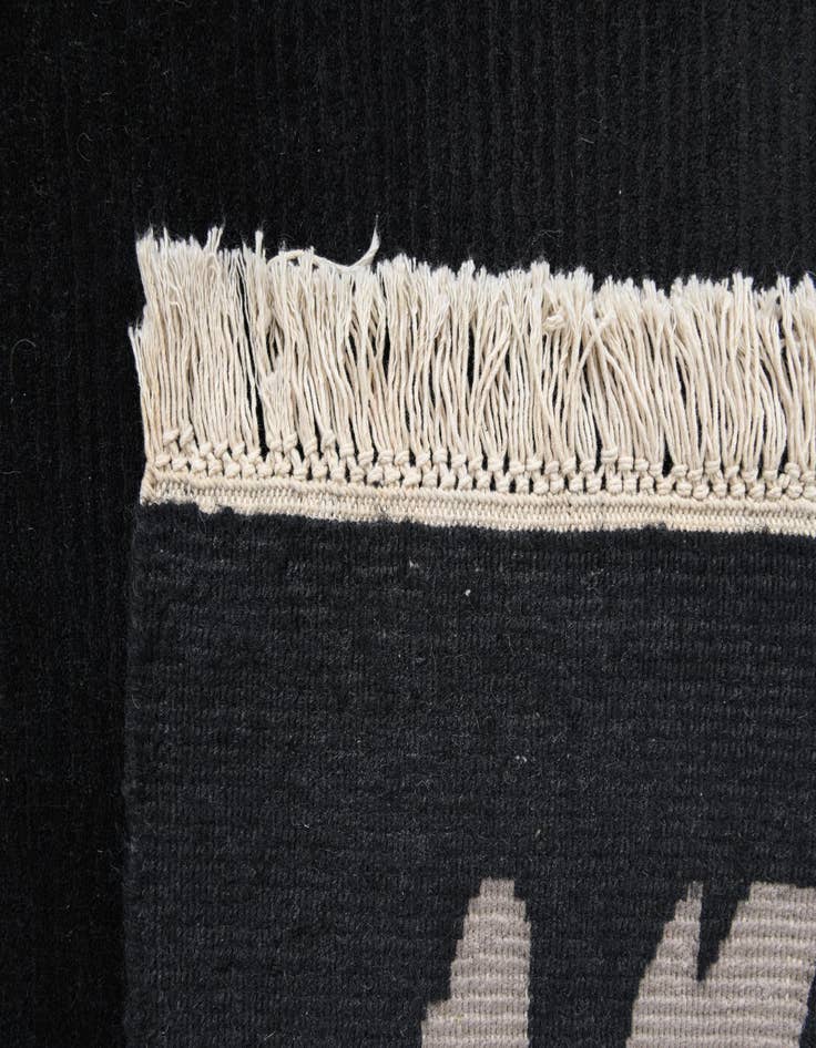 Detail image of  5' 9 x 8'  Hand Knotted Darya Wool Rug