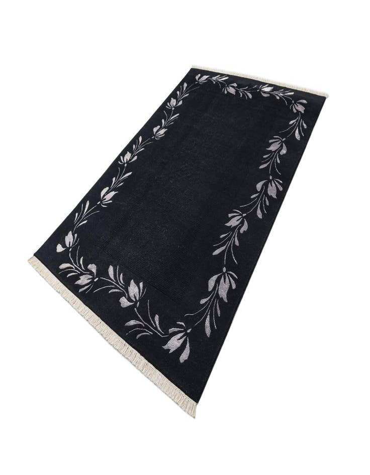 Detail image of  5' 8 x 7' 11 Darya Rug