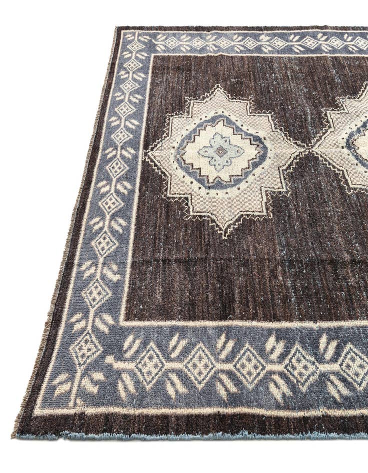 Detail image of  8' x 10' 6  Hand Knotted Darya Wool Rug