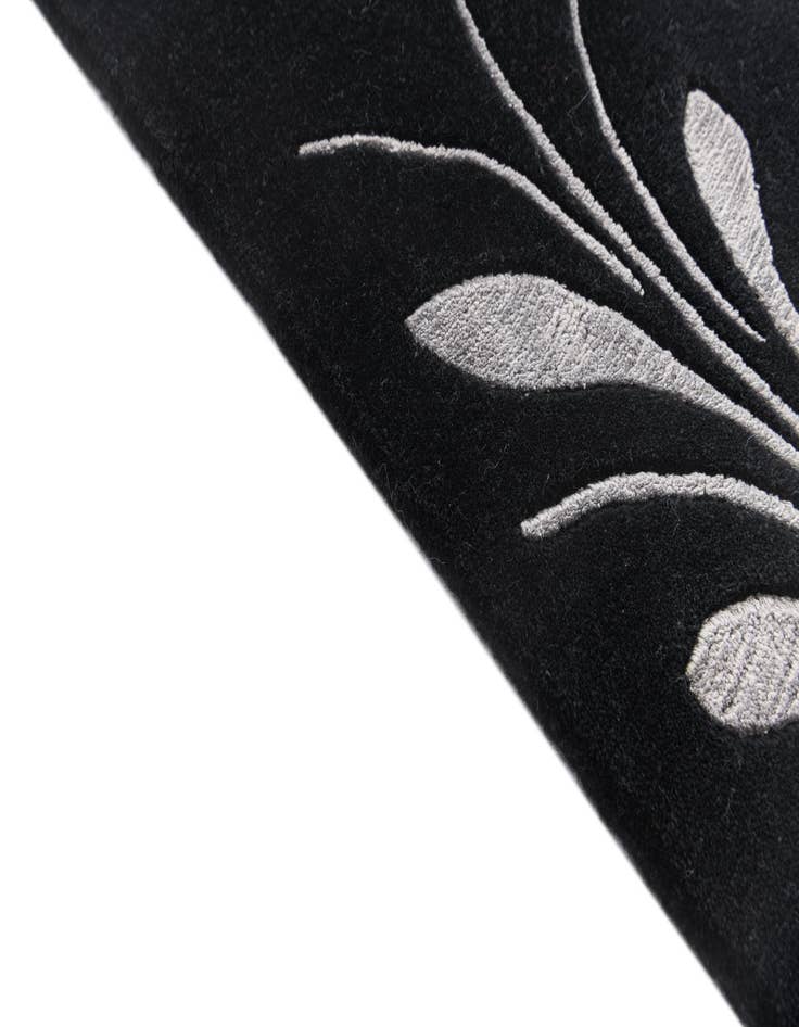 Detail image of  8' 3 x 11' 9  Hand Knotted Darya Wool Rug