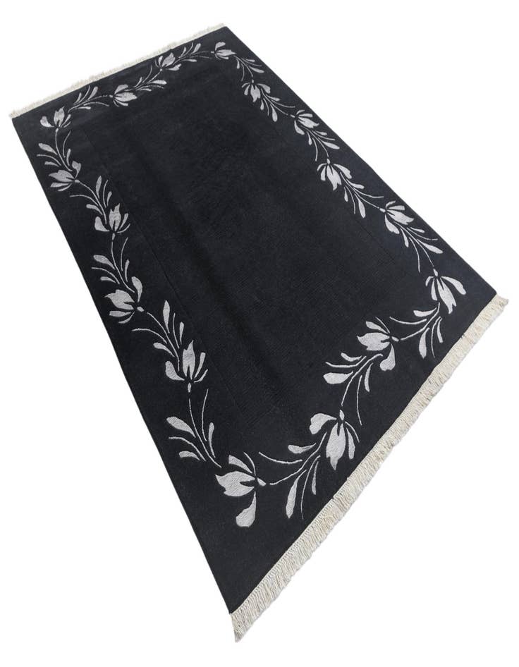 Detail image of  5' 8 x 7' 10  Hand Knotted Darya Wool Rug