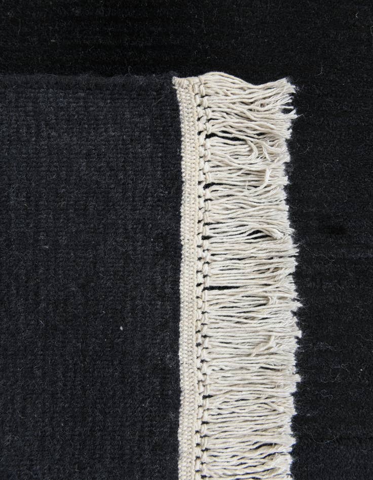 Detail image of  5' 8 x 7' 10  Hand Knotted Darya Wool Rug