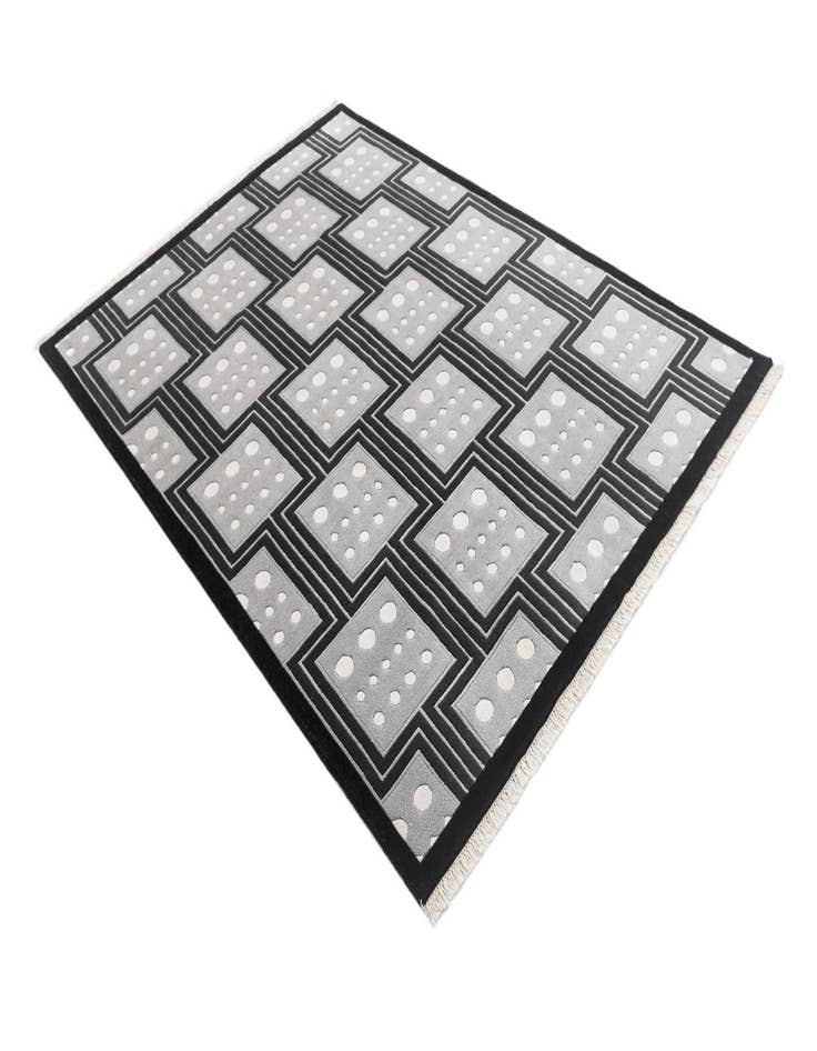 Detail image of  5' 6 x 7' 8  Hand Knotted Darya Wool Rug