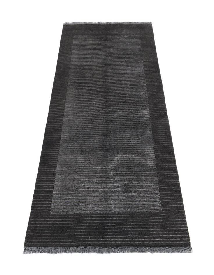 Detail image of  4' x 5' 10 Darya Rug