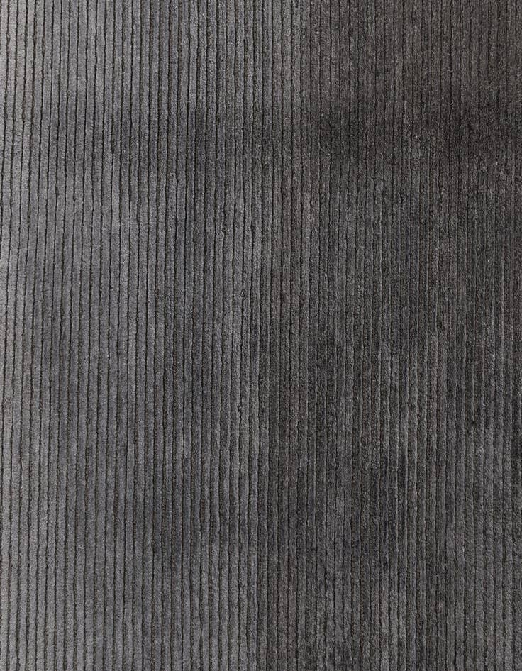 Detail image of  4' x 5' 10 Darya Rug