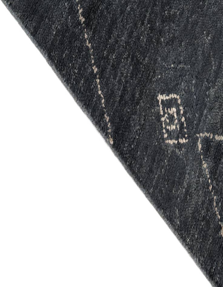 Detail image of  9' 3 x 12' 4  Hand Knotted Darya Wool Rug