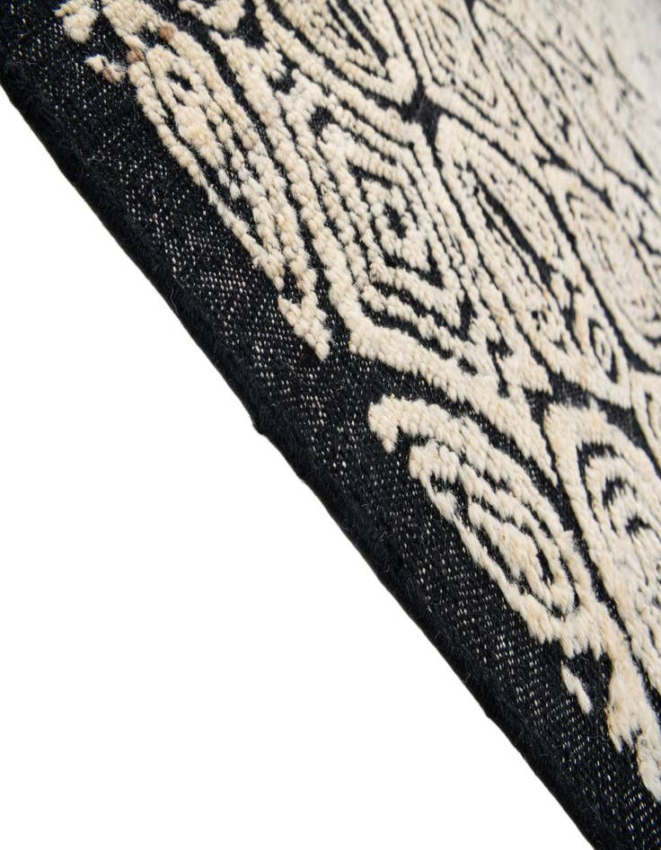 Detail image of  12' 2 x 15' 1  Hand Knotted Darya Wool Rug