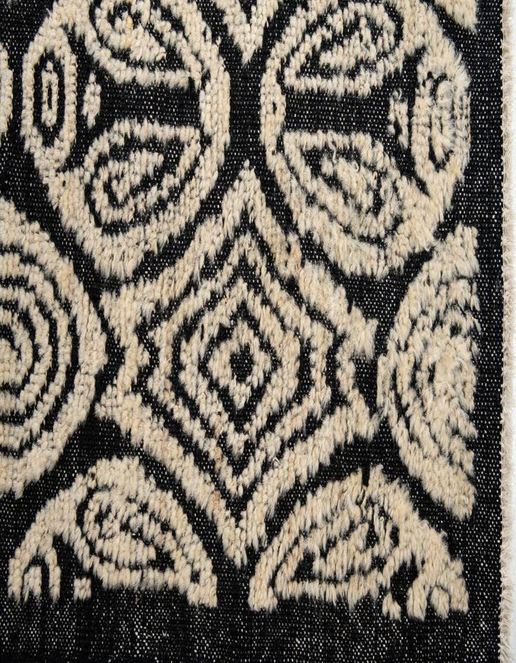 Detail image of  12' 2 x 15' 1  Hand Knotted Darya Wool Rug