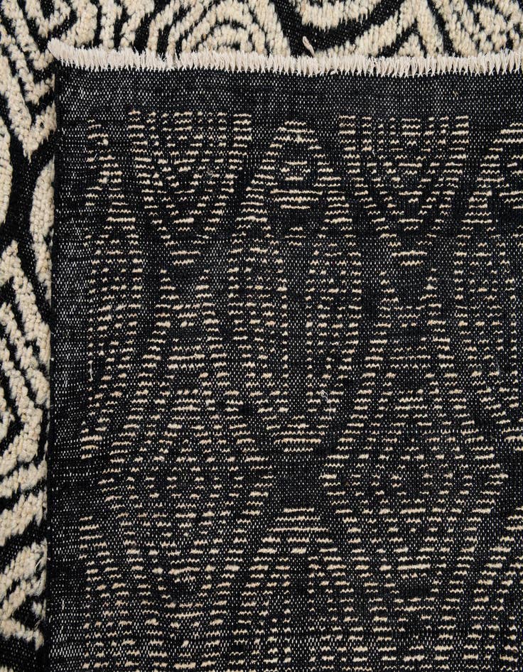 Detail image of  12' 2 x 15' 1  Hand Knotted Darya Wool Rug