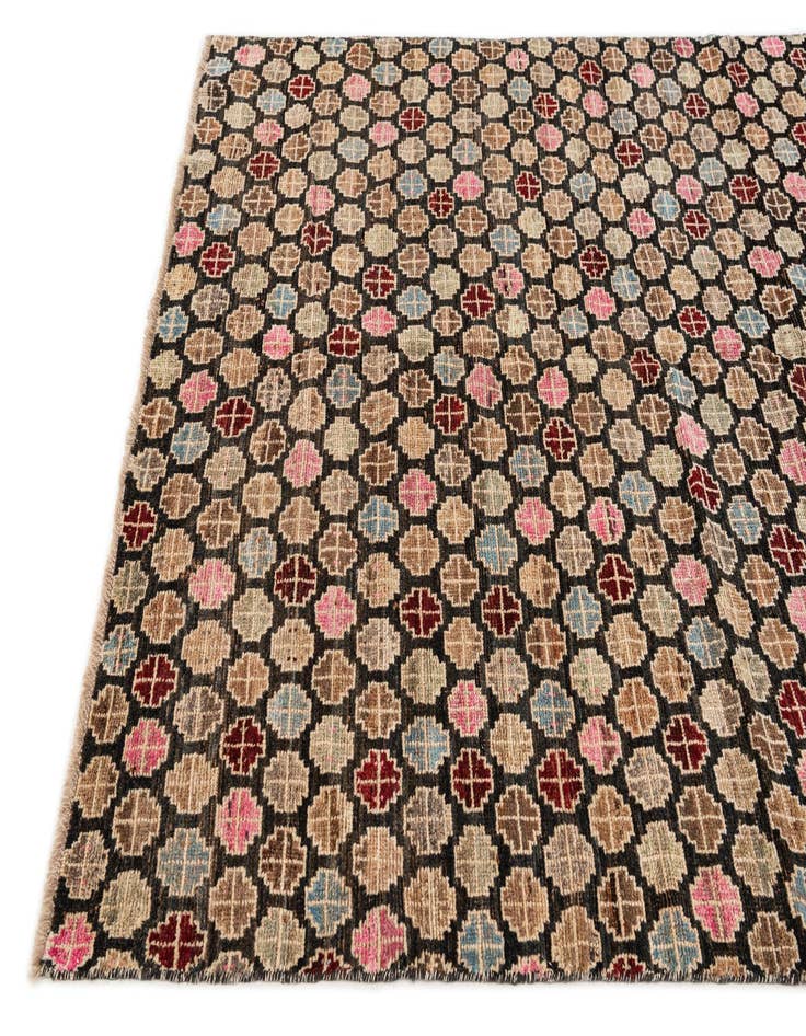 Detail image of  6' 1 x 9'  Hand Knotted Darya Wool Rug