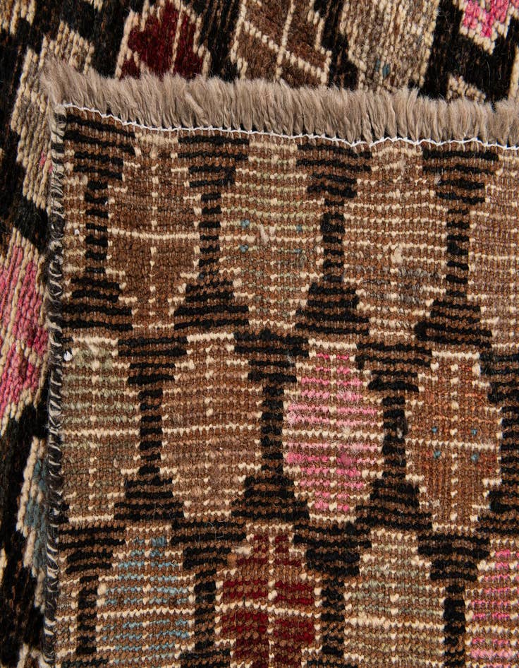 Detail image of  6' 1 x 9'  Hand Knotted Darya Wool Rug