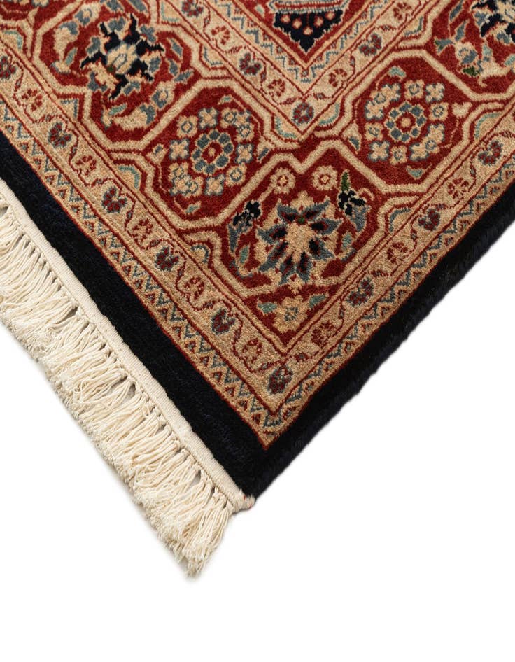 Detail image of  4' 4 x 6' 5  Hand Knotted Gharajeh Oriental Wool Rug