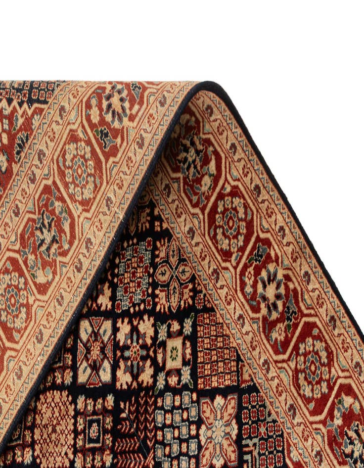 Detail image of  4' 4 x 6' 5  Hand Knotted Gharajeh Oriental Wool Rug