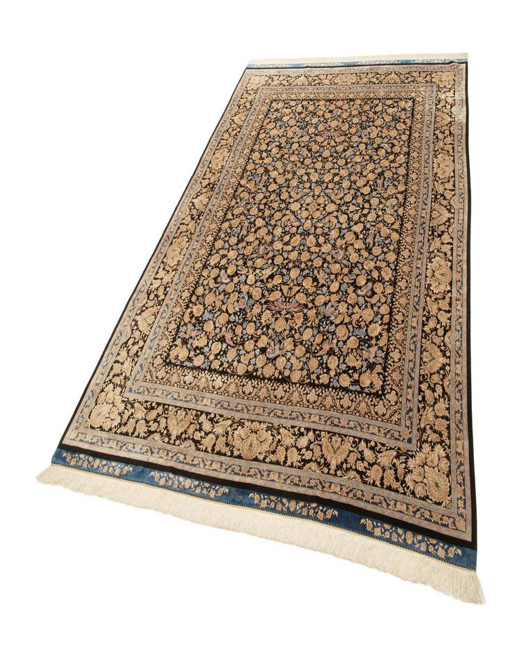 Detail image of  6' 9 x 10' Ghom Design Rug