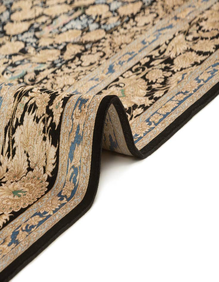 Detail image of  5' 8 x 9' 1 Ghom Design Rug