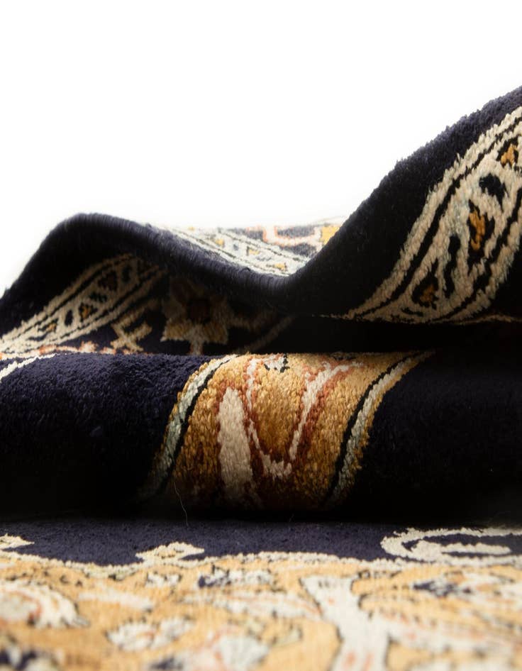 Detail image of  2' 1 x 2' 9  Hand Knotted Ghom Persian Rug