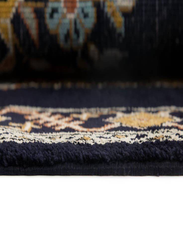 Detail image of  2' 1 x 2' 9  Hand Knotted Ghom Persian Rug