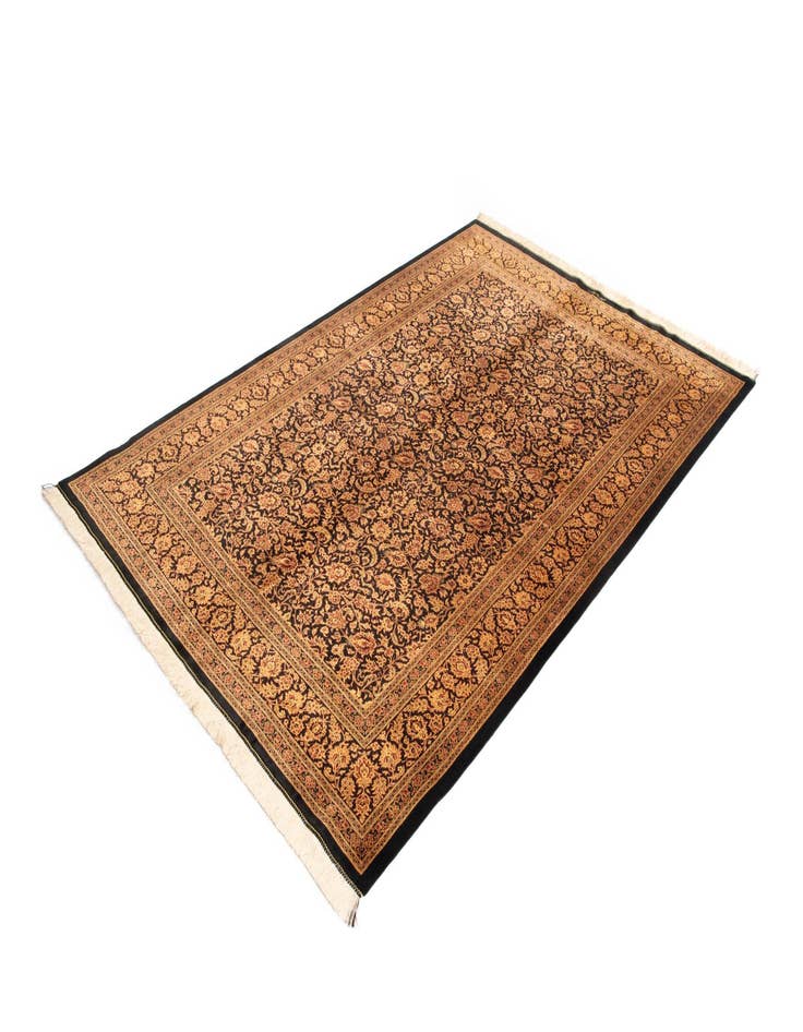 Detail image of  5' 1 x 7' 7 Ghom Silk Rug