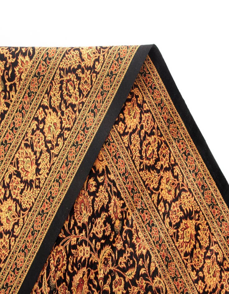 Detail image of  5' 1 x 7' 7 Ghom Silk Rug