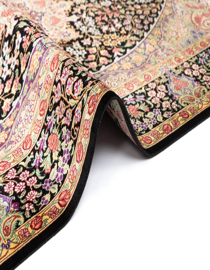 Detail image of  3' 3 x 4' 10 Ghom Silk Rug