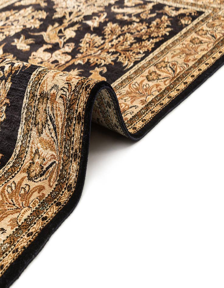 Detail image of  3' 5 x 5' 9 Ghom Silk Rug