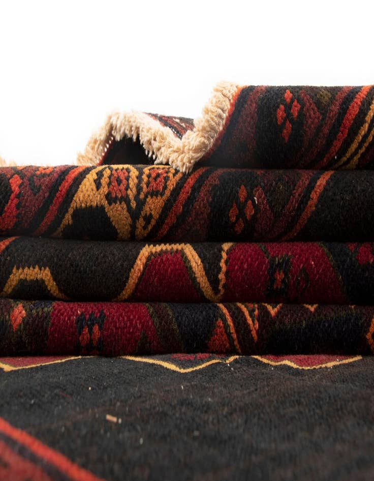 Detail image of  4' 10 x 9'  Hand Knotted Hamedan Persian Wool Rug