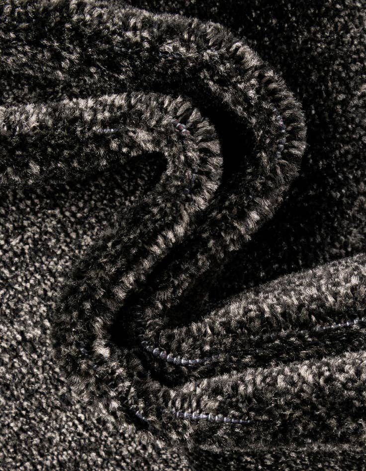 Detail image of  2' x 3' Hera Rug