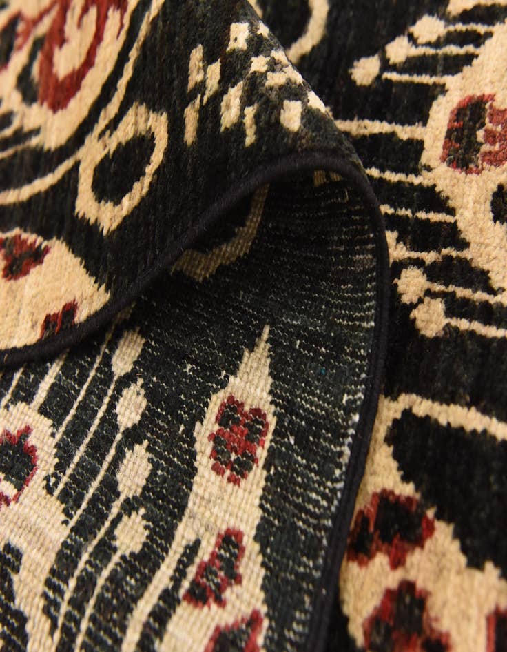 Detail image of  6' 2 x 9' 8  Hand Knotted Ikat Rug