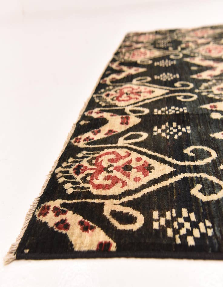 Detail image of  6' 2 x 9' 8  Hand Knotted Ikat Rug