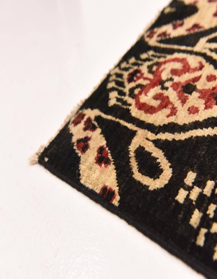 Detail image of  6' 2 x 9' 8  Hand Knotted Ikat Rug