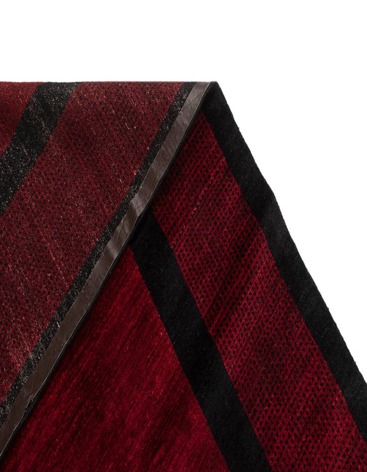 Detail image of  6' 7 x 9' 9 Juma Rug