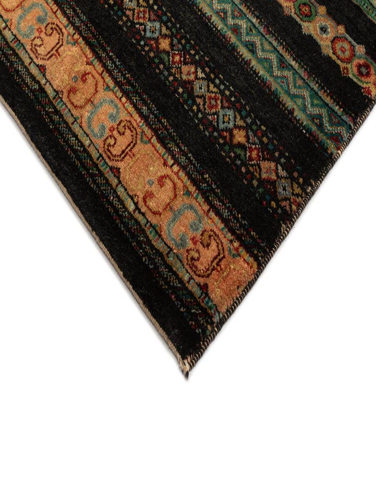 Detail image of  6' 6 x 9' 8 Juma Wool Rug