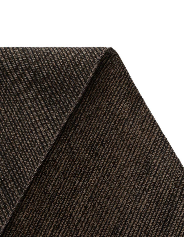 Detail image of  5' 7 x 8' Juma Wool Rug