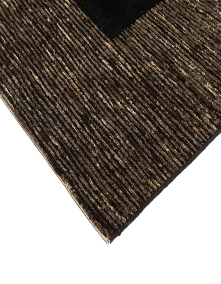 Detail image of  6' x 8' 10 Juma Wool Rug