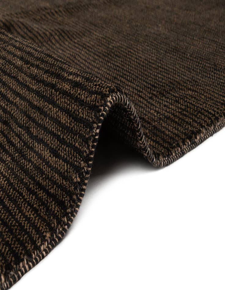 Detail image of  5' 5 x 7' 11 Juma Wool Rug