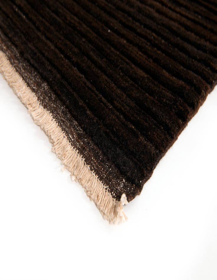 Detail image of  5' 9 x 7' 10 Juma Wool Rug