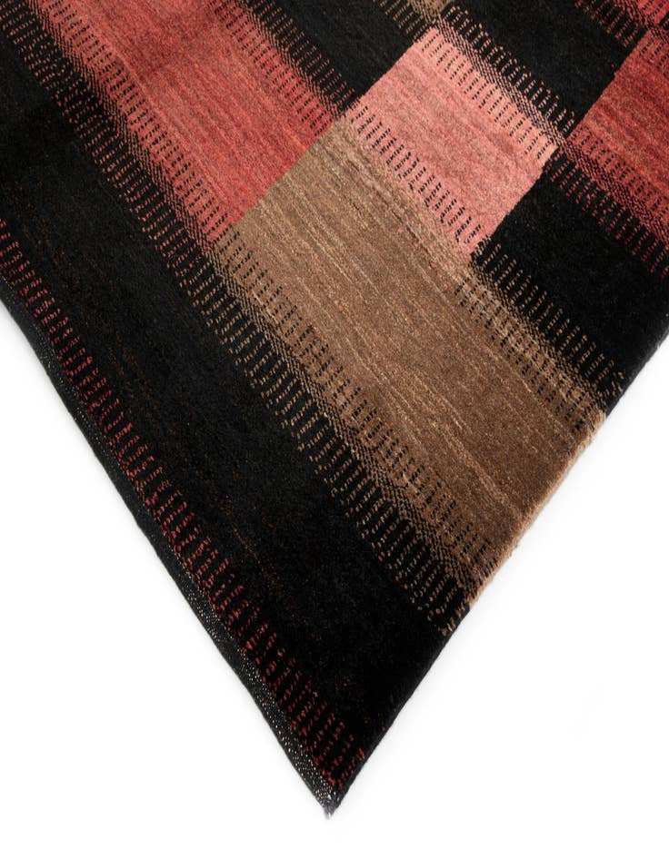 Detail image of  5' 6 x 7' 7 Juma Wool Rug